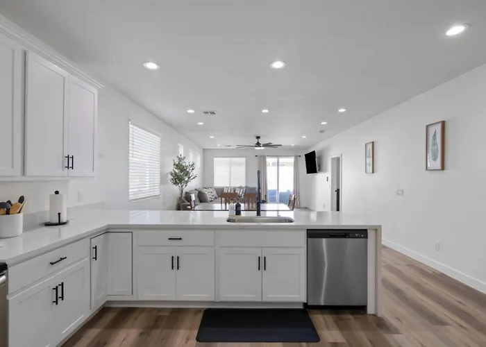New 4br Bunk Mountain Views Fire Pit Holiday home