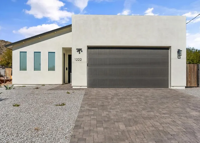 New 4br Bunk Mountain Views Fire Pit Holiday home Phoenix
